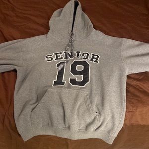Jostens ‘19 senior hoodie
